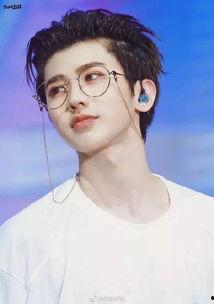 明星网红选择,揭秘网络红人的崛起之路