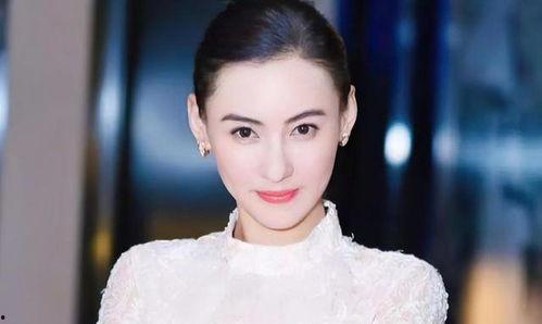 张柏芝明星网红,从明星到网红，跨界人生的多彩篇章