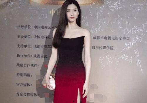 吃瓜爆料靳东万茜,娱乐圈新恋情引热议