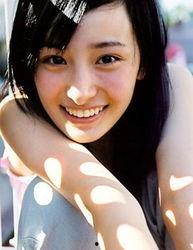 整形明星网红,美丽背后的故事与争议